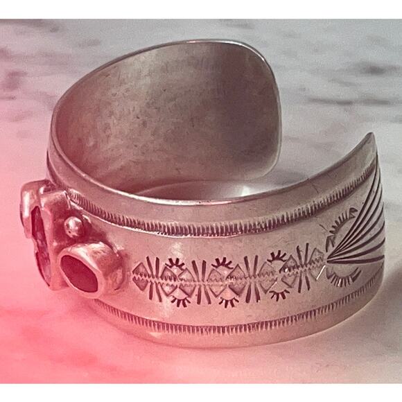 NATIVE AMERICAN STERLING SILVER NAVAJO CUFF BRACELET SIGNED WILSON PADILLA - Picture 6 of 16